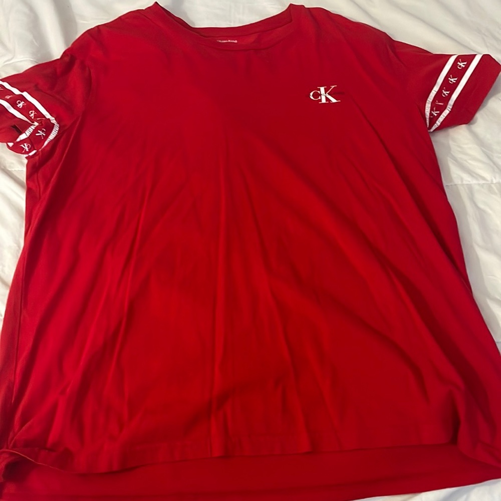 Calvin Klein Tee